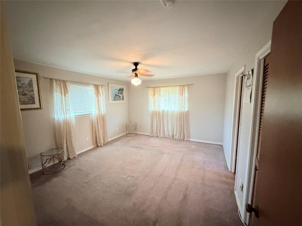 5427 Longleaf Lane