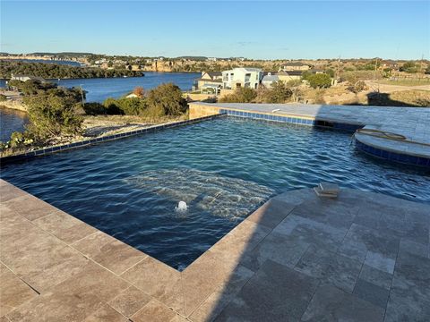 A home in Strawn