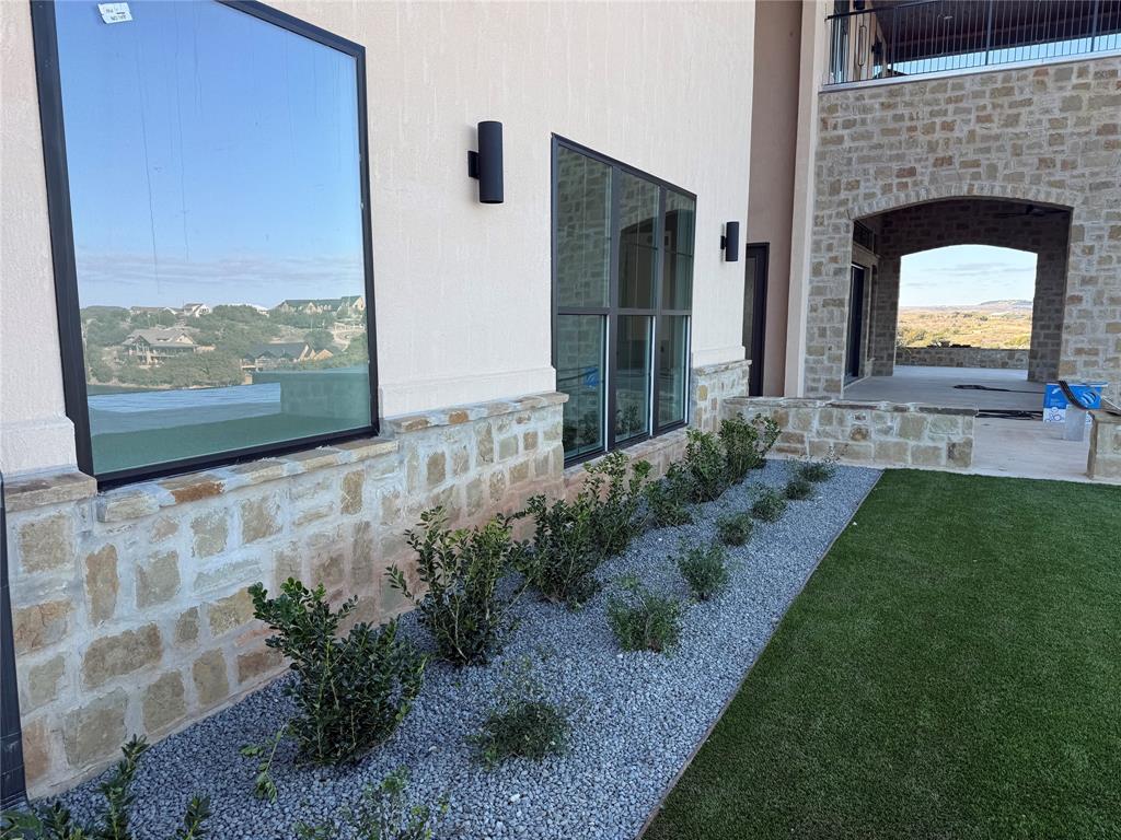 sportsmans world - Residential