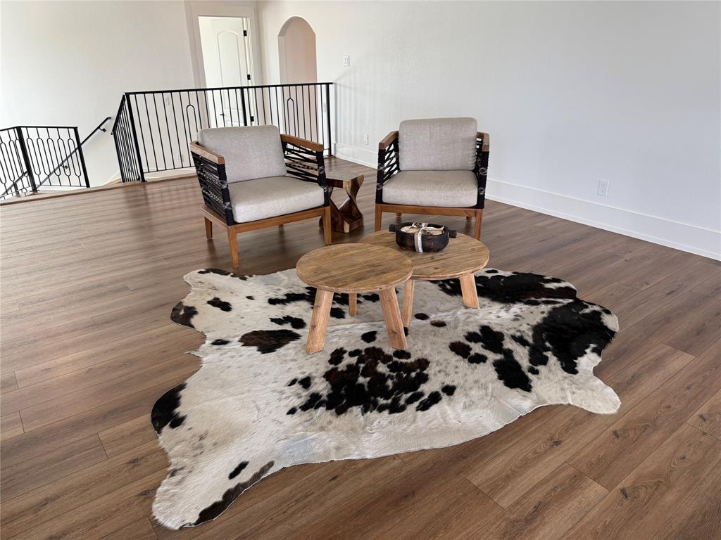 sportsmans world - Residential