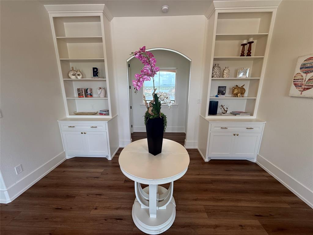 sportsmans world - Residential