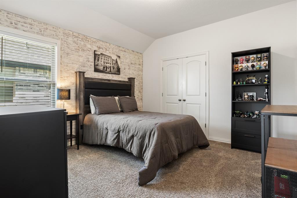 Mountain Valley Lake - Residential