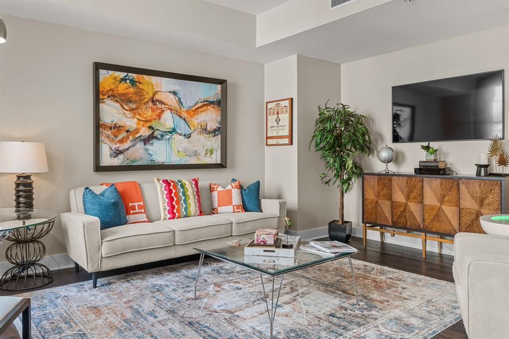 Photo of 411 W 7th Street #302, Fort Worth, TX 76102 (MLS # 21348077)