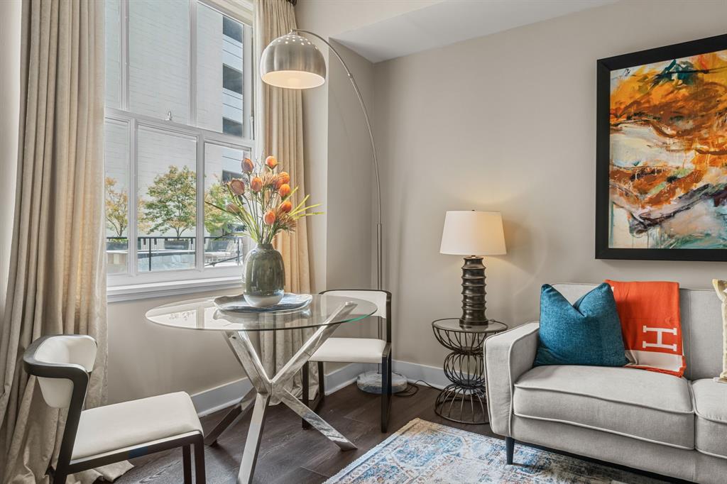 411 W 7th Street 302