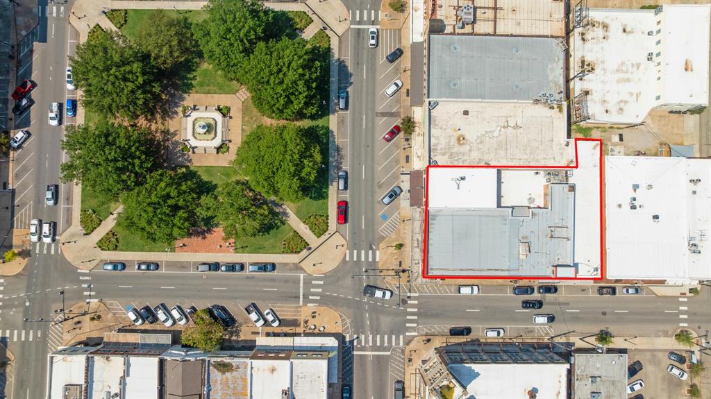 City Of Paris - Commercial Sale