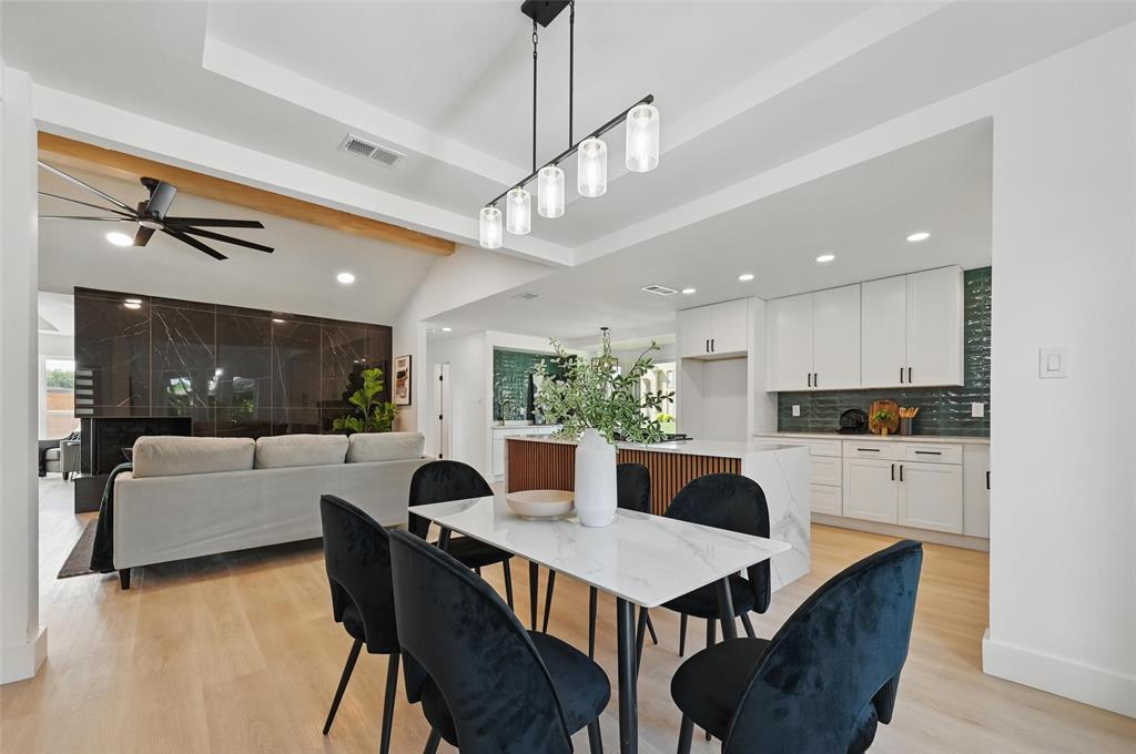 1429 Waterford Place