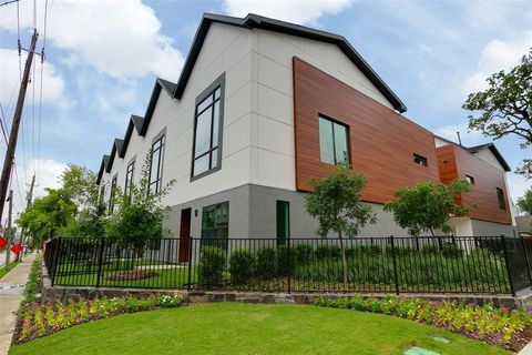 3880 Munger Avenue 2 Dallas TX 75204