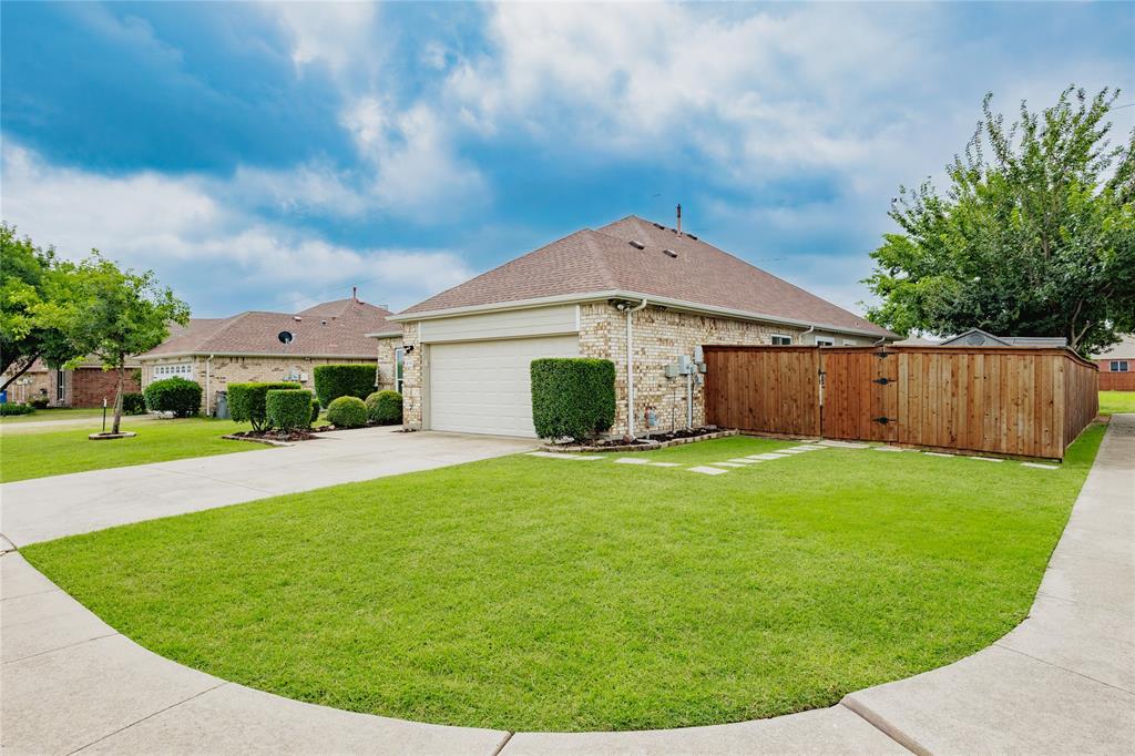 210 Orchard Trail