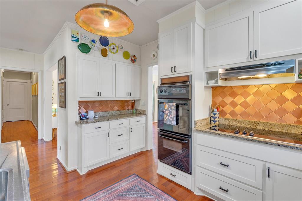 University-Rev - Residential