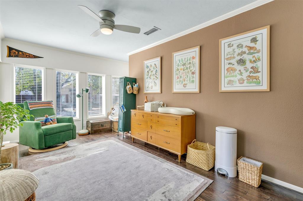 University-Rev - Residential