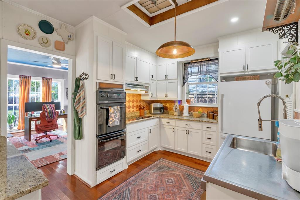 University-Rev - Residential