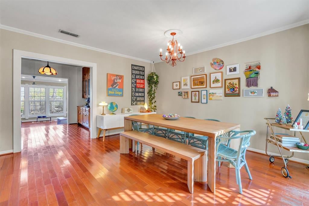 University-Rev - Residential