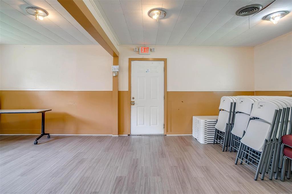 Farwell Heights - Commercial Sale