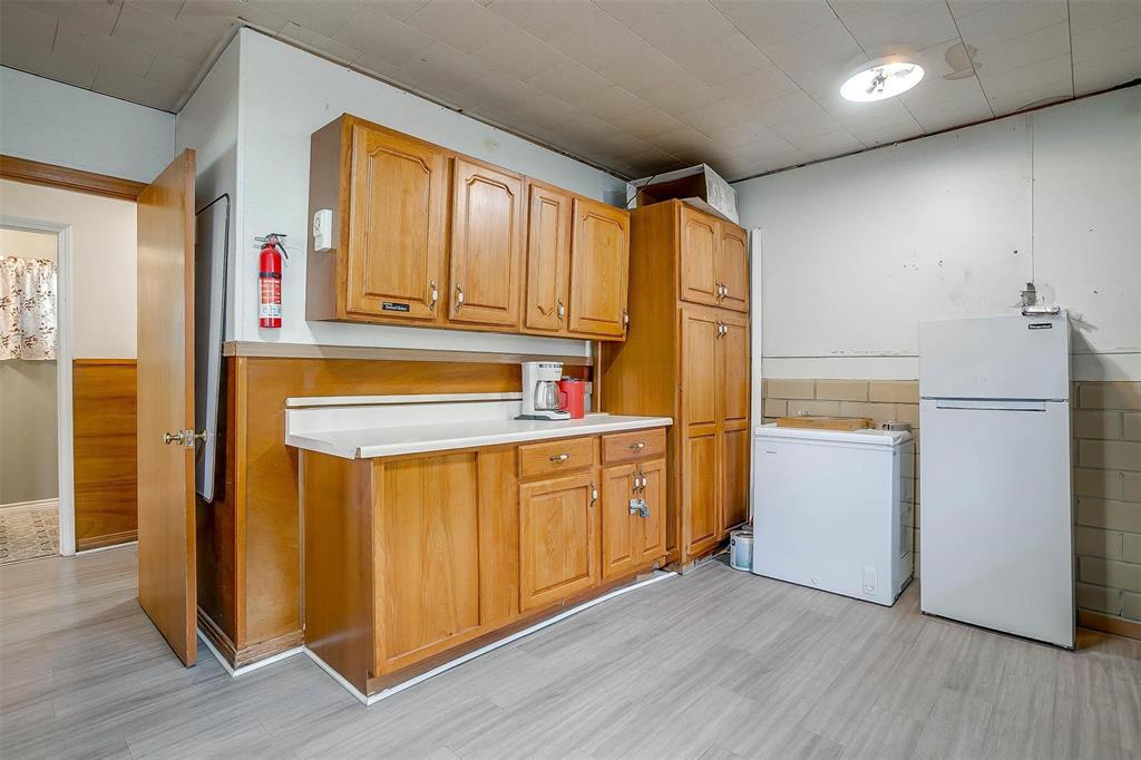 Farwell Heights - Commercial Sale