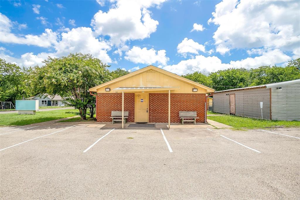 Farwell Heights - Commercial Sale