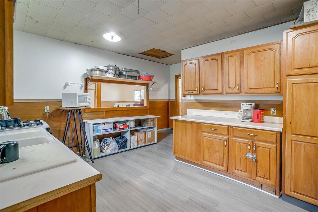 Farwell Heights - Commercial Sale