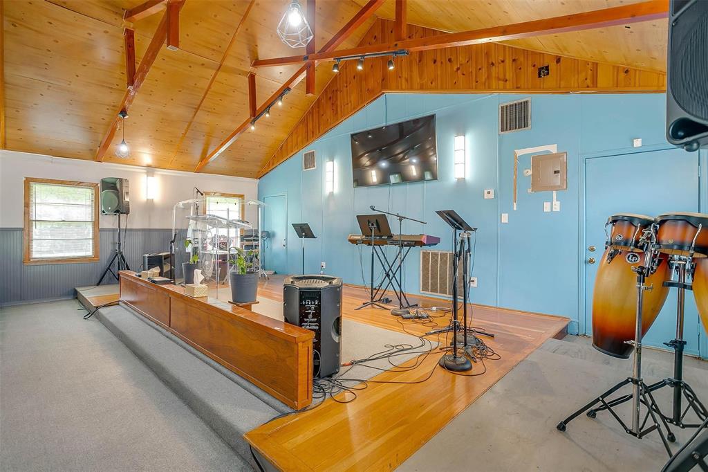 Farwell Heights - Commercial Sale