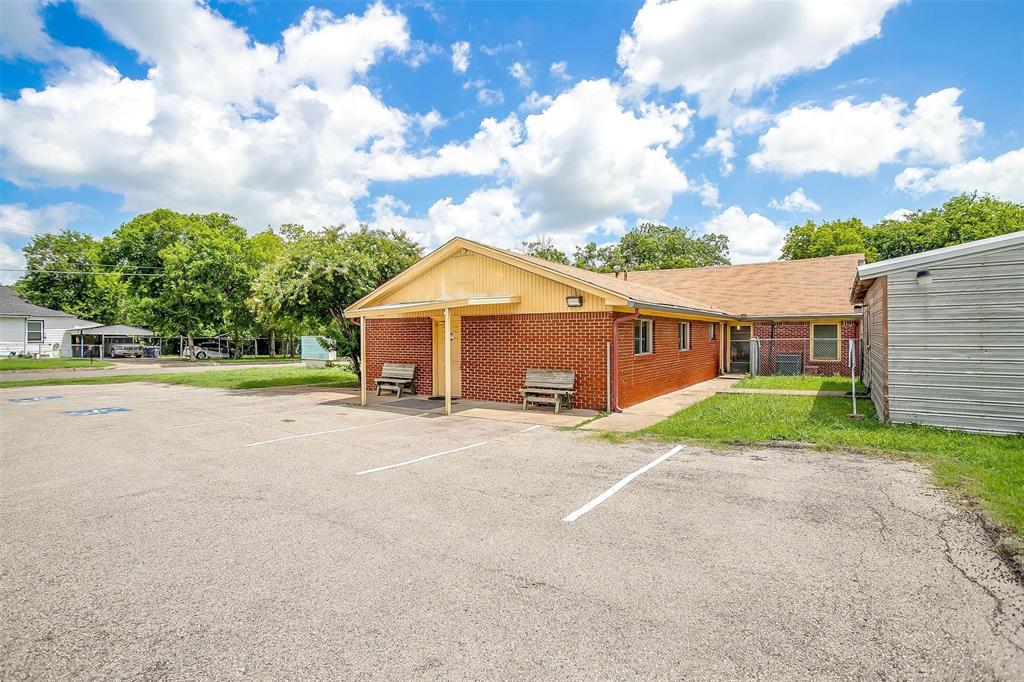 Farwell Heights - Commercial Sale