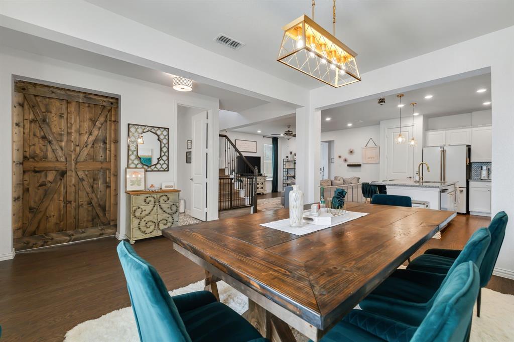 816 Pearl Place