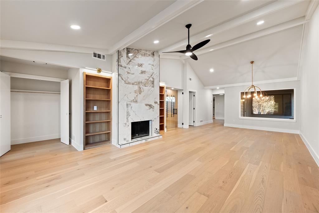 7639 Royal Lane