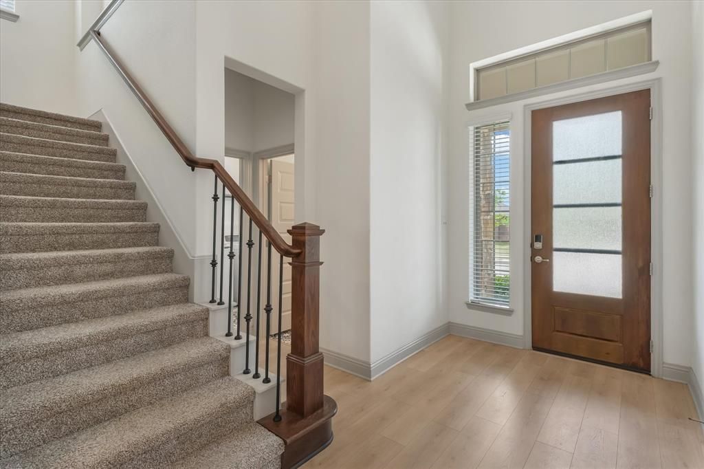 Photo of 3208 Heathrow Road, Mesquite, TX 75181 (MLS # 21229750)