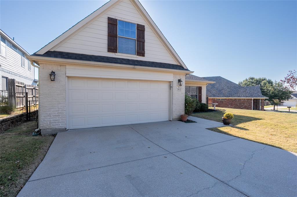 2812 Greenway Drive