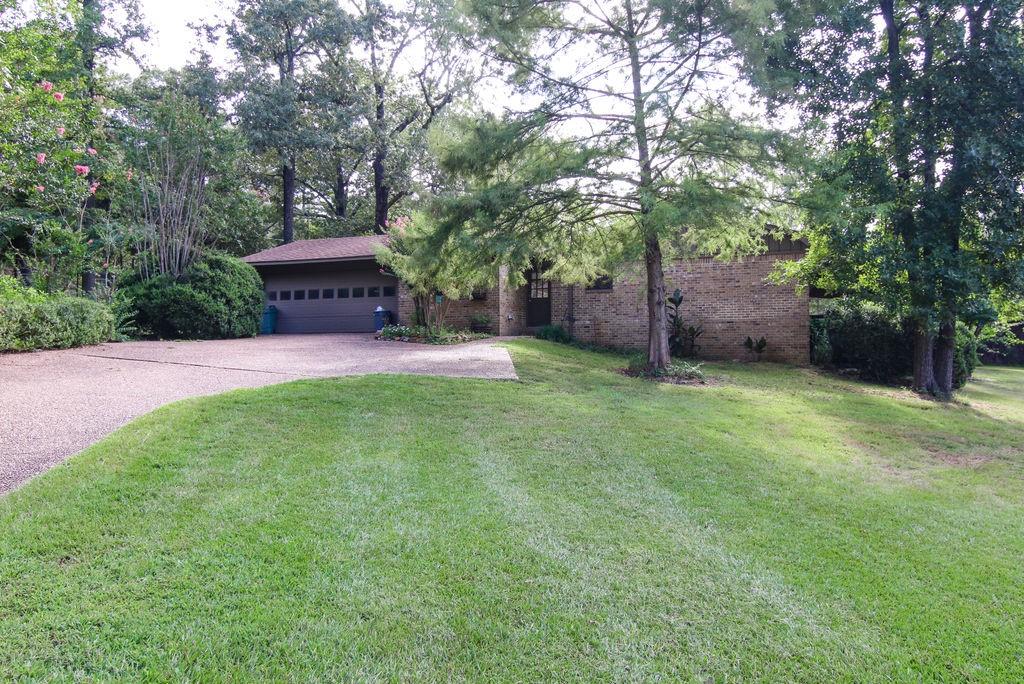 BILL ROGERS ESTATES - Residential