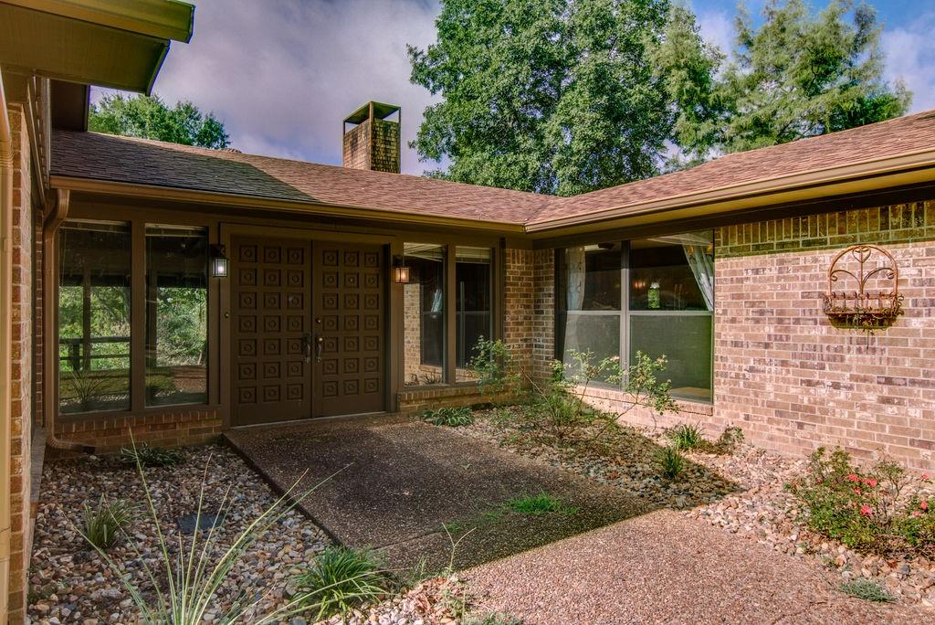 BILL ROGERS ESTATES - Residential