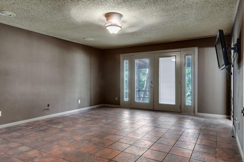 BILL ROGERS ESTATES - Residential