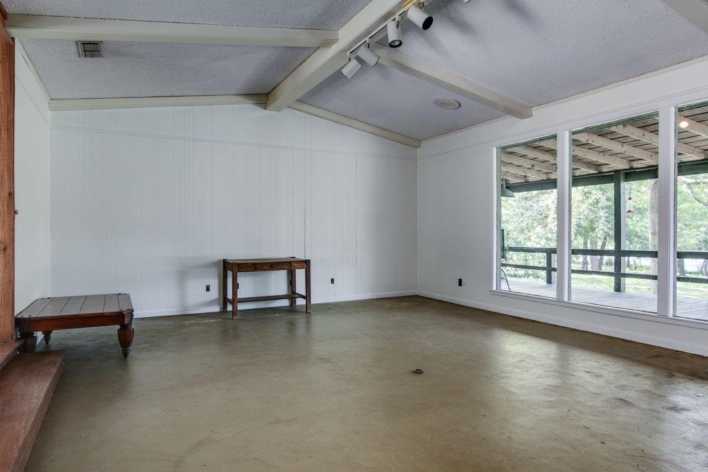 BILL ROGERS ESTATES - Residential