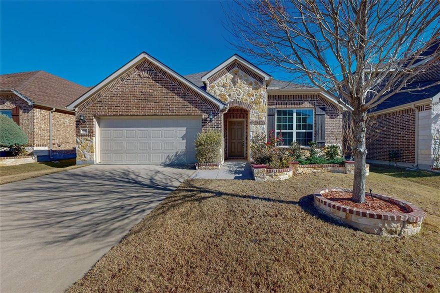 FANTASTIC HOME WITH ACCESS TO EXEMPLARY FRISCO SCHOOL+ Beautiful 3 bedroom, 2 bath home, study in the highly-desirable subdivision in Frisco! House comes with an abundance of upgrades, including HW flooring, stainless steel appliances, gas cooktop, granite countertops, and a vaulted, covered back patio +Escape in the master suite boasting a huge WIC, dual sinks, garden tub, and separate shower+Host gatherings in the family RM featuring with plenty of natural light +Covered patio with relaxing backyard space+ Includes Refrigerator, Washer, Dryer and whole house water softner+Minutes away from the Frisco employment hub and close proximity to DNT, HWY 121 and HWY 380