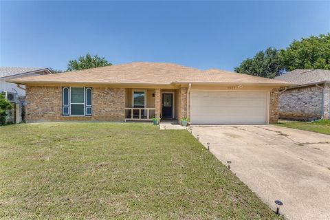 Photo of 6625 Moss Lane, Watauga, TX 76148 (MLS # 21248430)