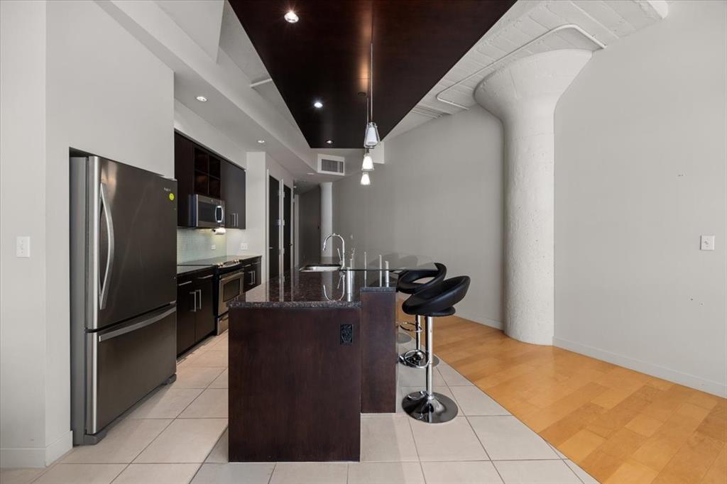 One Montgomery Plaza Residence Condo - Residential Lease