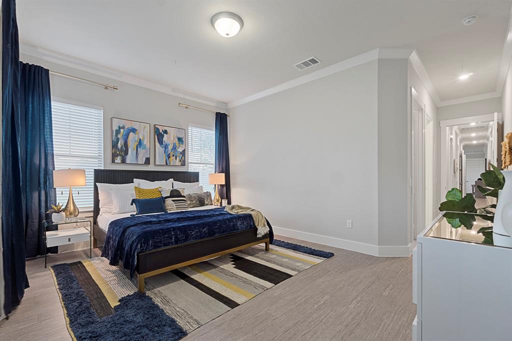 Mansions of Oak Point - Residential Lease