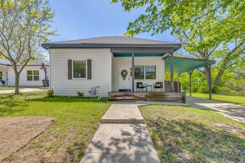 608 Baker Street Denison TX 75020