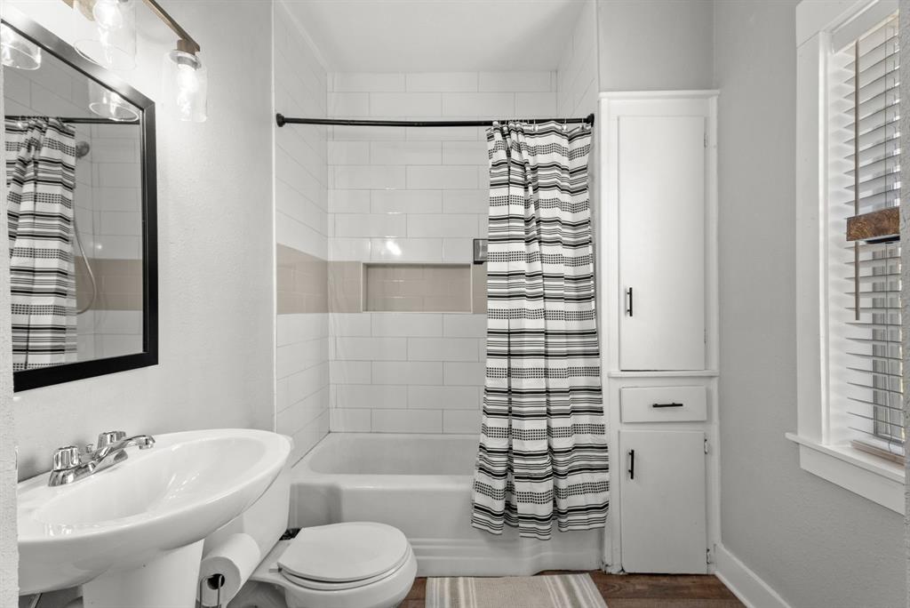 Douglas - Residential