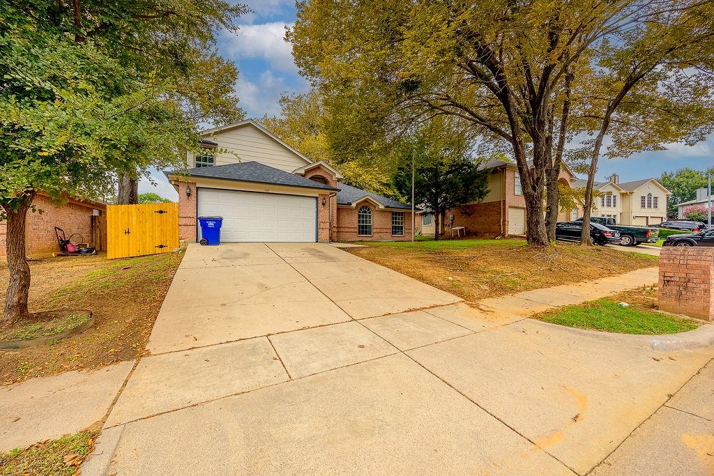 907 Yellowstone Drive