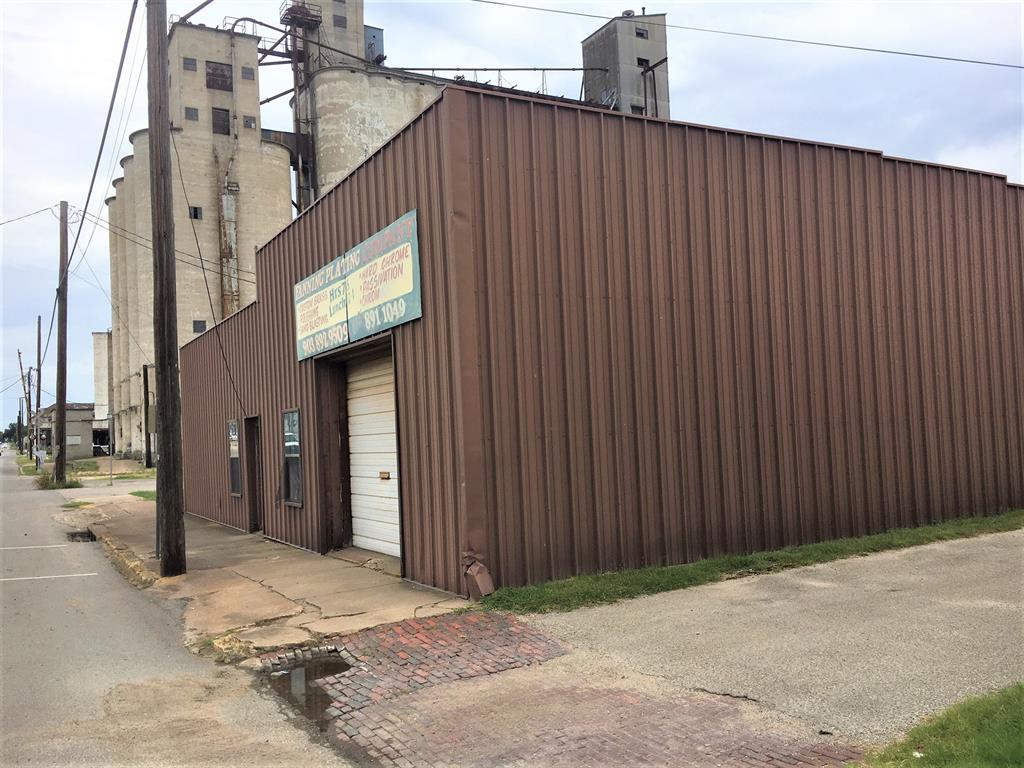 312 E Houston Street