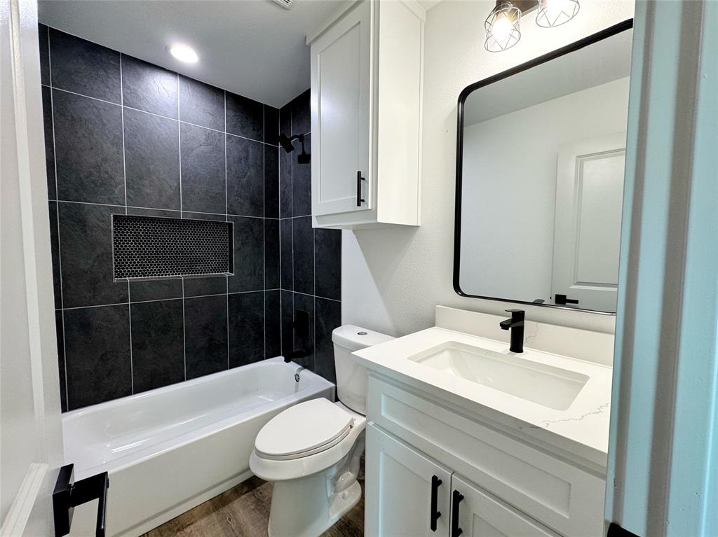 Orig Town Of Greenville - Residential Income