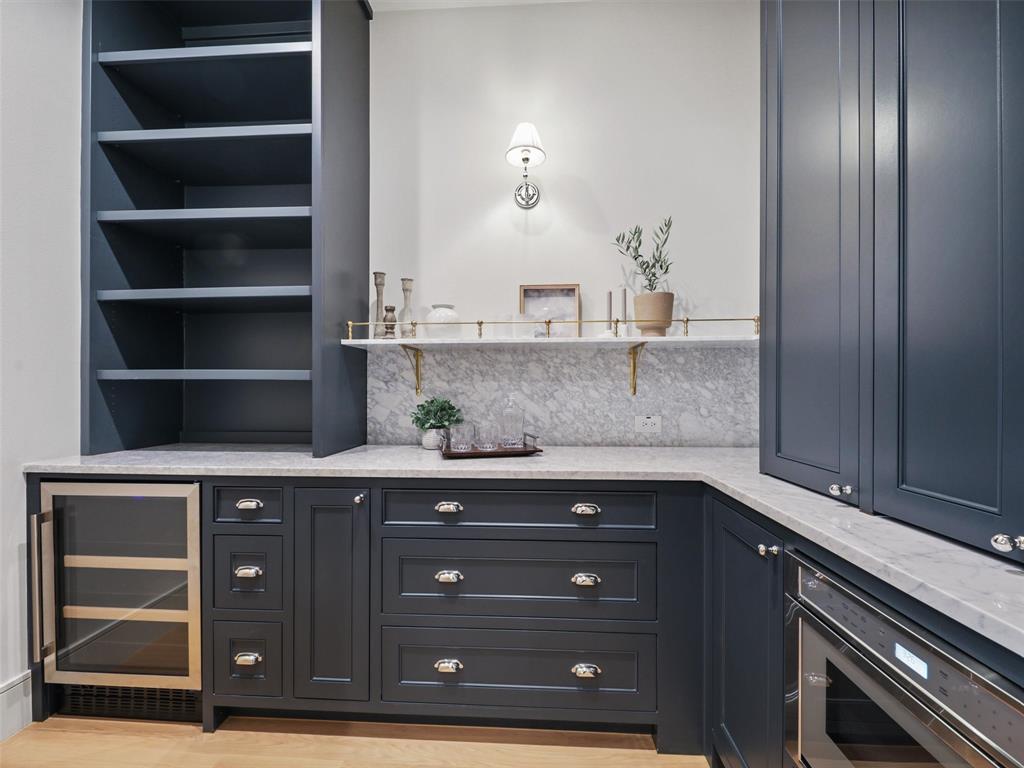 WINDSONG  Shaddock Custom - Residential