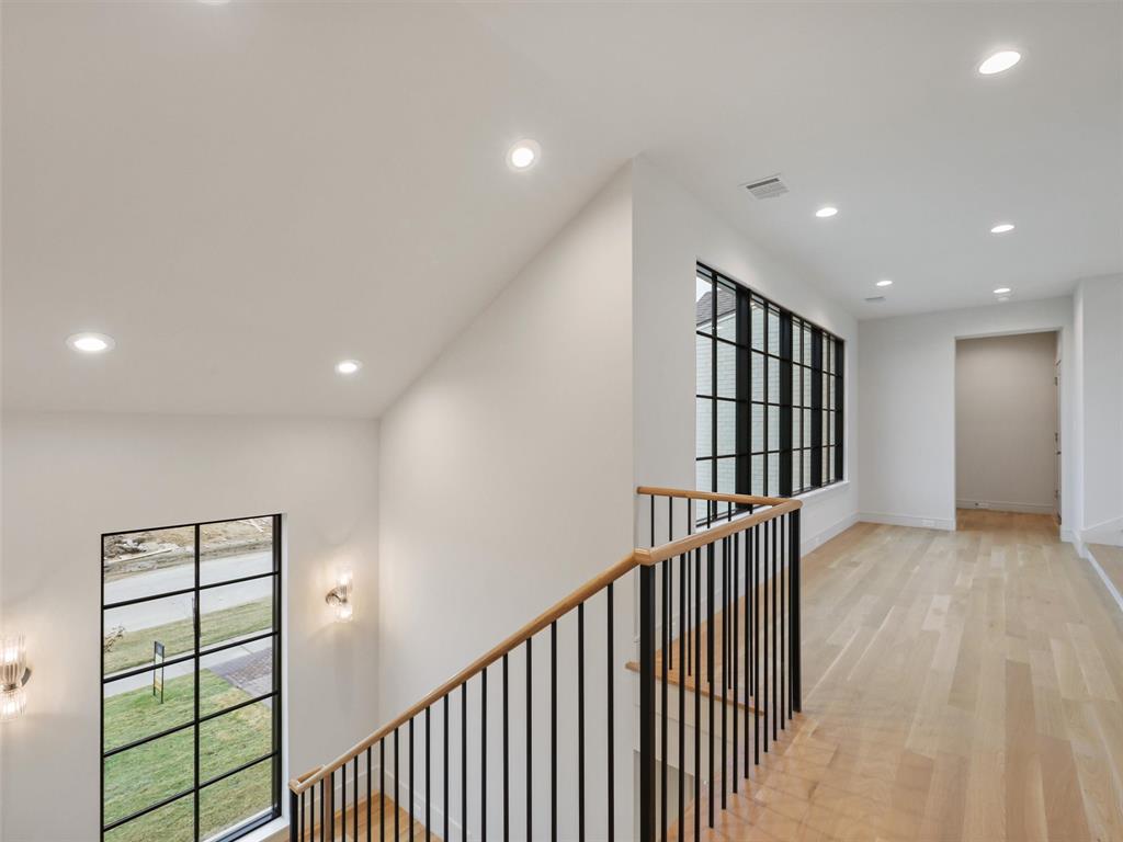 WINDSONG  Shaddock Custom - Residential