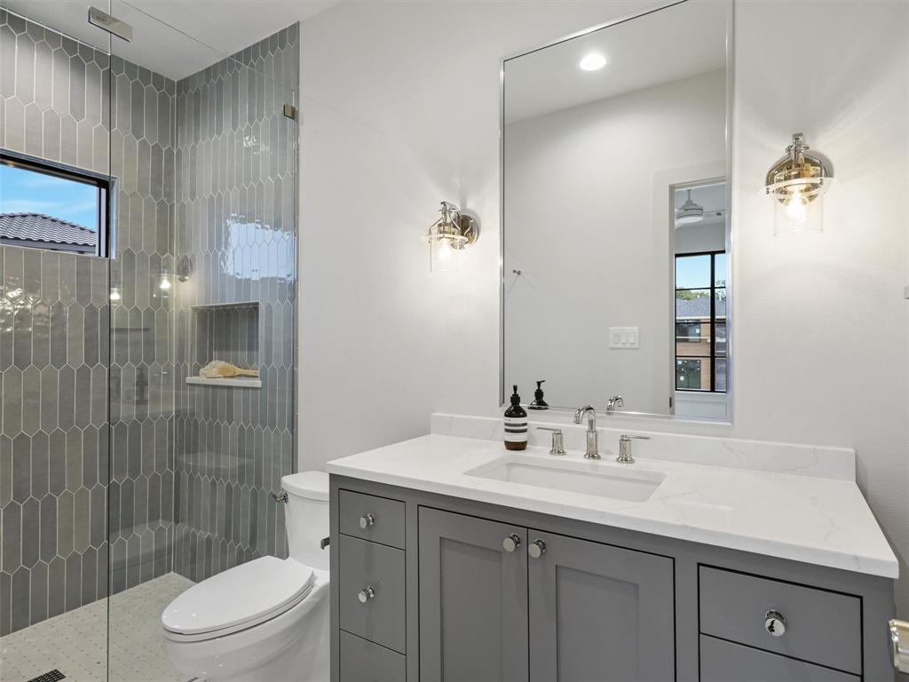 WINDSONG  Shaddock Custom - Residential