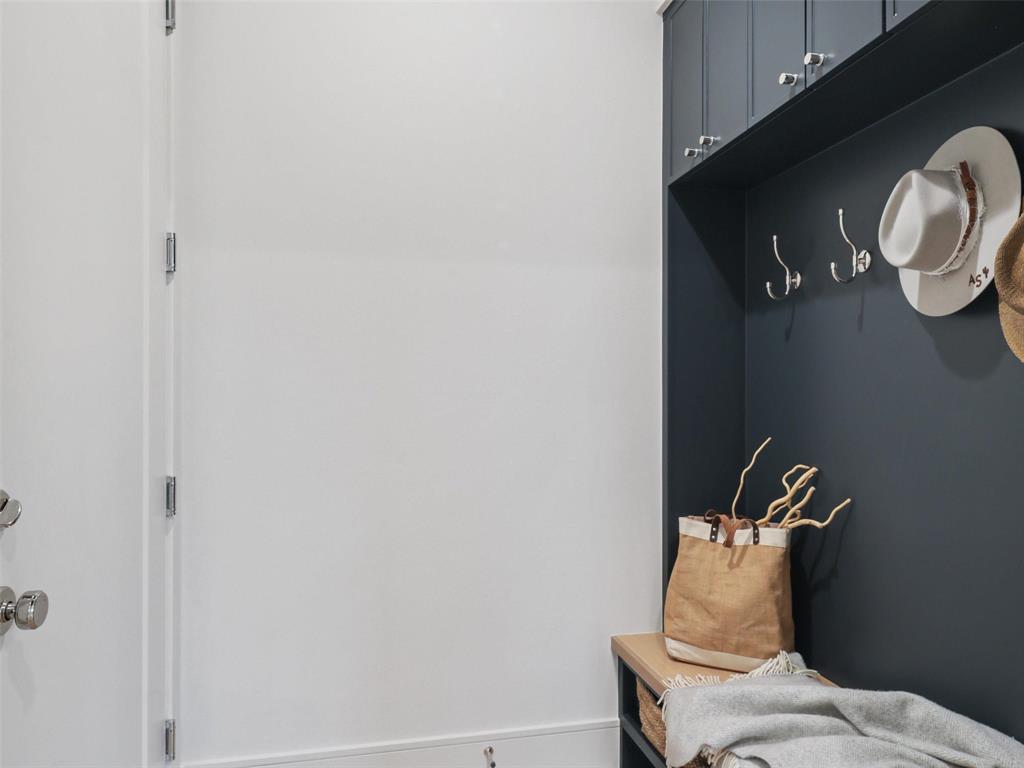 WINDSONG  Shaddock Custom - Residential