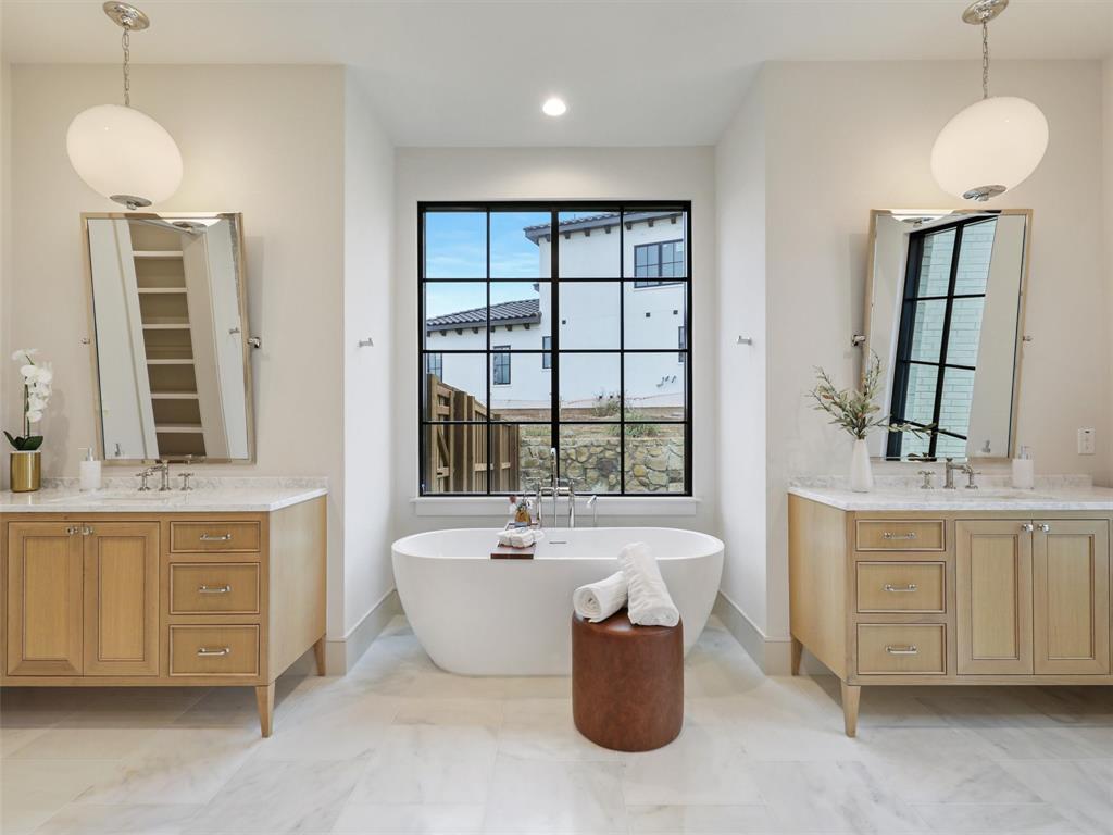 WINDSONG  Shaddock Custom - Residential