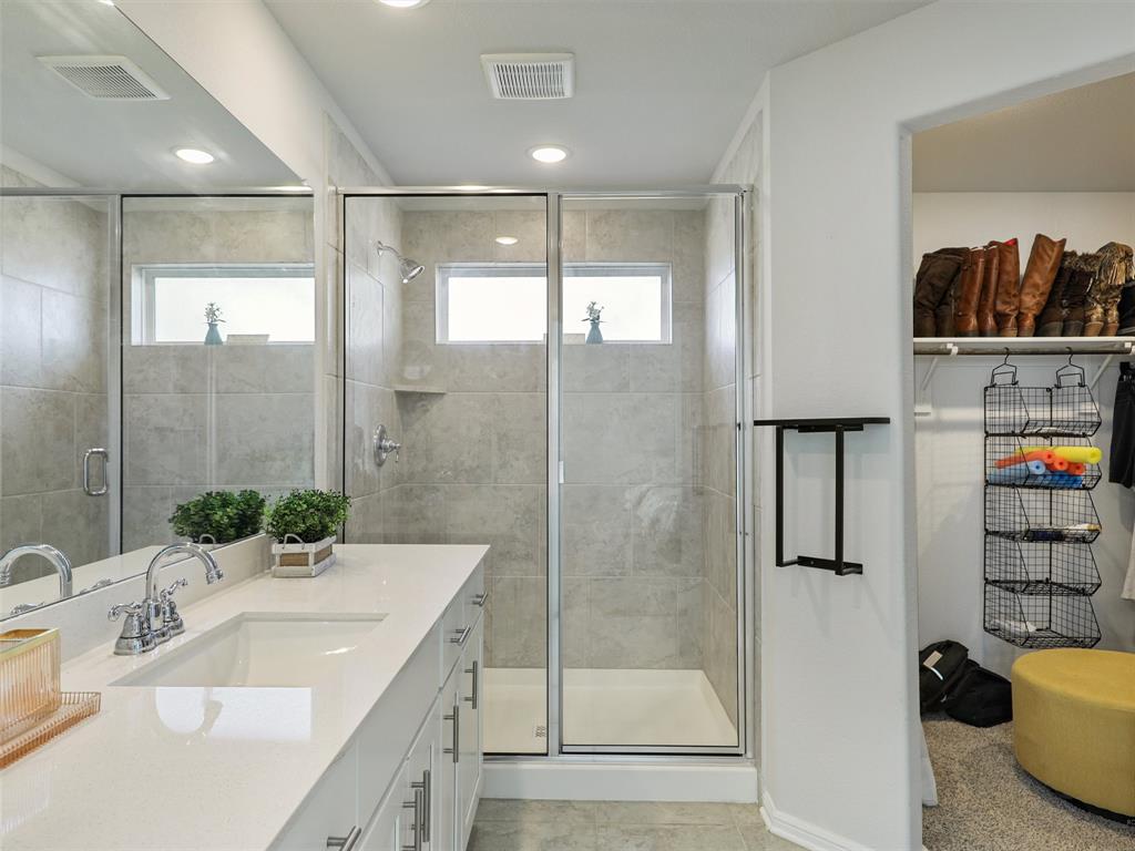 Venetian At Weston, Ph 1 - Residential