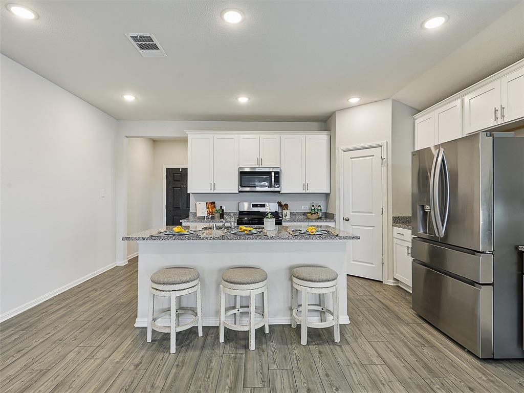 608 N Rain Barrel Place