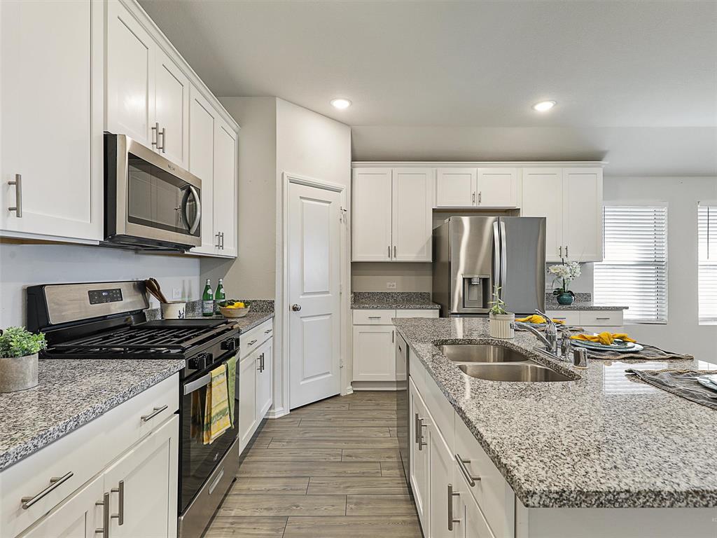 608 N Rain Barrel Place