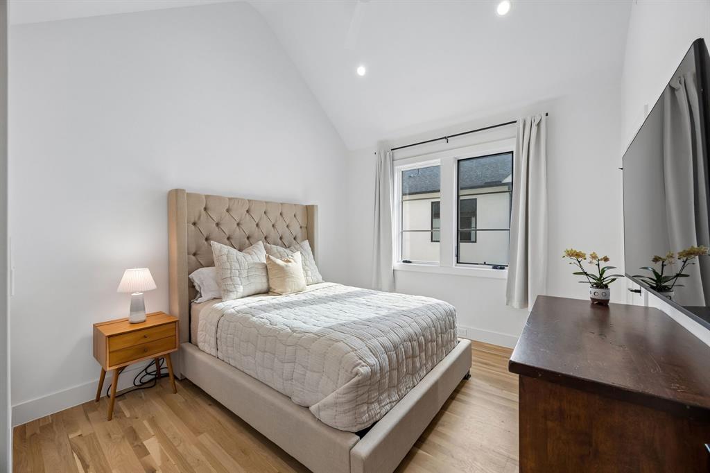 Lakeside White Rock Bldg 9 - Residential