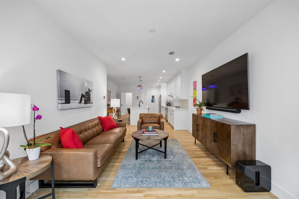 Lakeside White Rock Bldg 9 - Residential