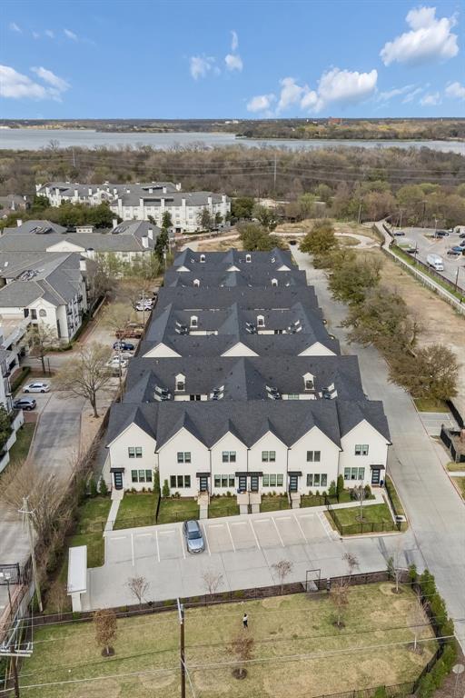 Lakeside White Rock Bldg 9 - Residential